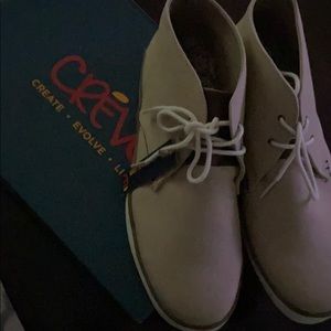 New in box - Mens Crevo - size 10.5.